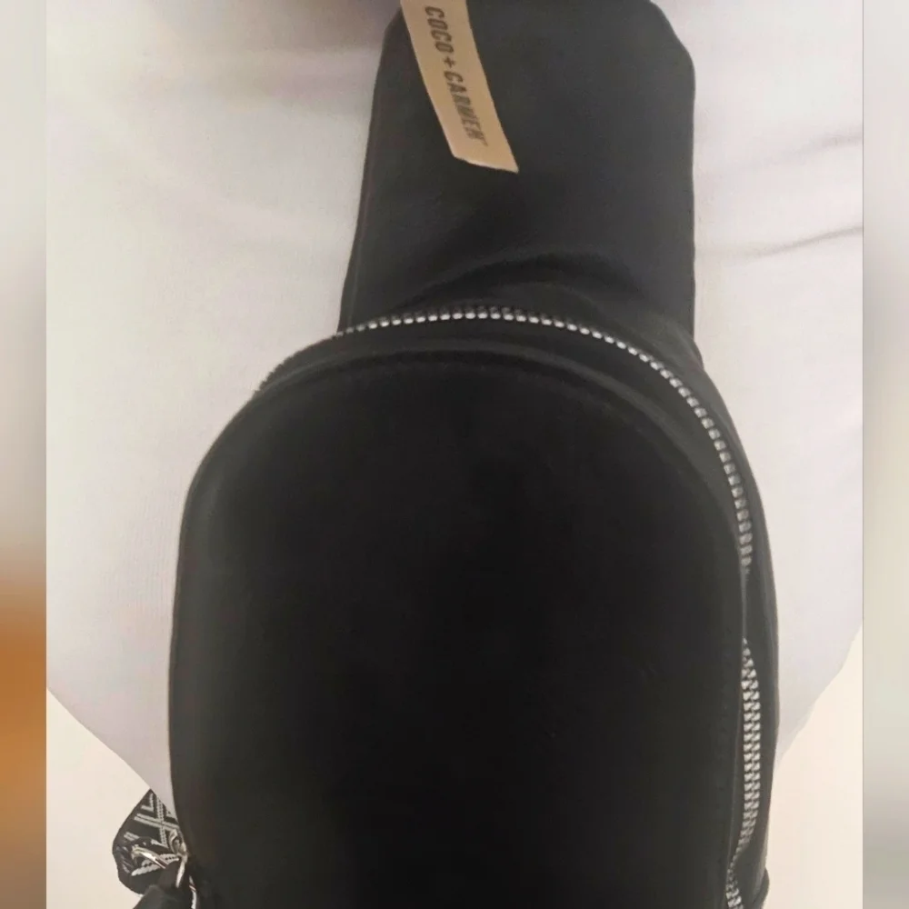 New W Tags Coco & Carmen Rhea Sling Bag/ Crossbody Leather Handbag Detach Strap